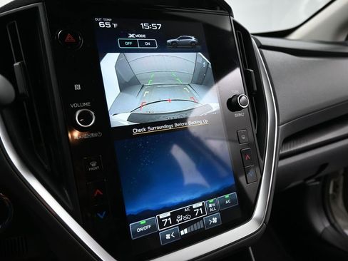 Used 2024 Subaru Crosstrek 2.0i Premium image 12