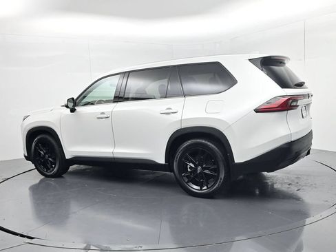 Used 2025 Toyota Grand Highlander FWD image 5