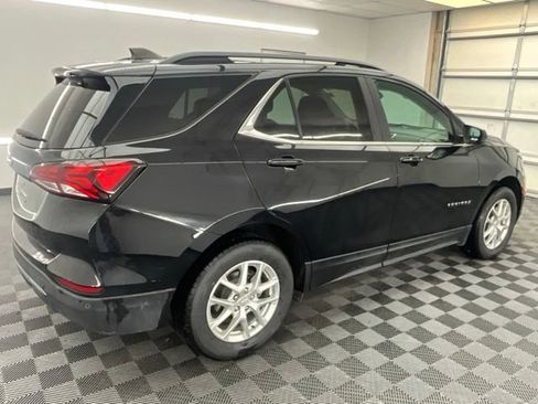 Used 2022 Chevrolet Equinox LT AWD/4WD image 14