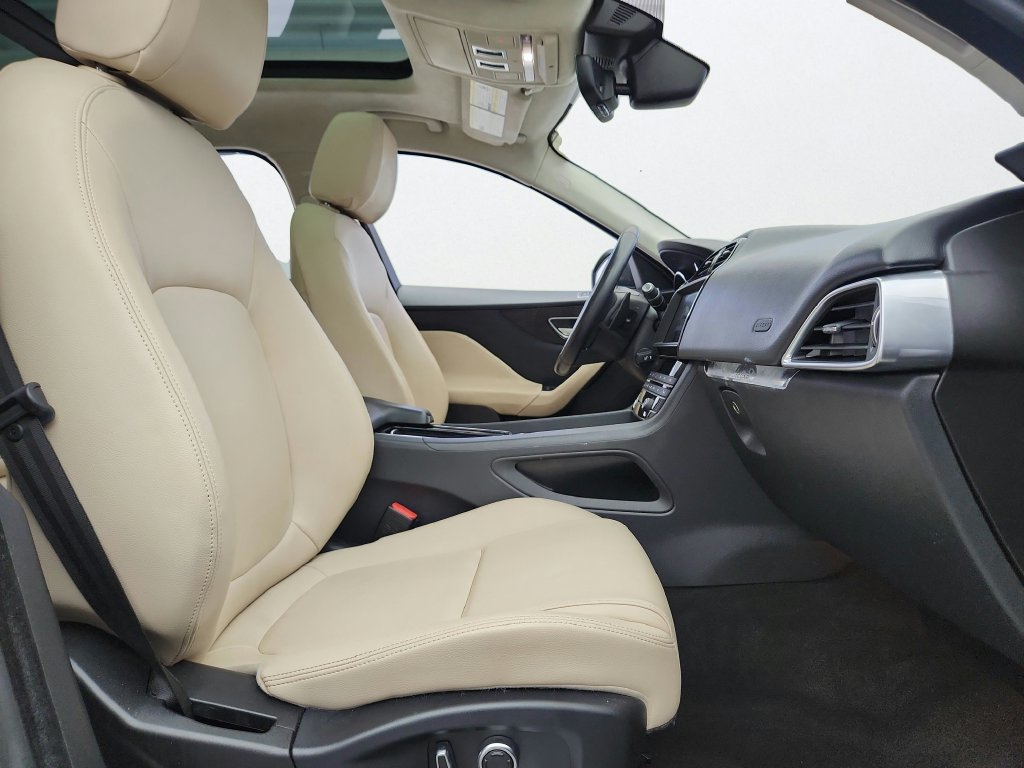 Used 2020 Jaguar F-PACE Premium AWD/4WD image 29