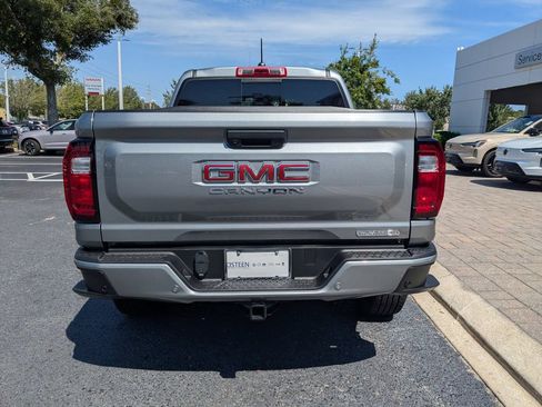 Used 2025 GMC Canyon Elevation RWD image 5
