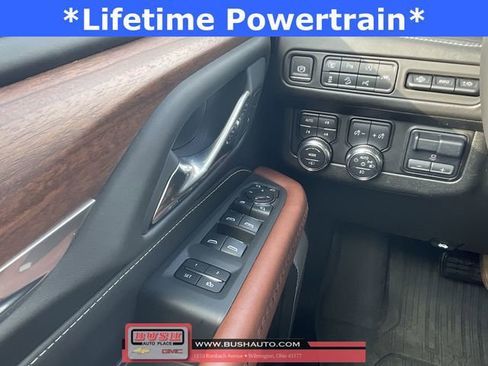 Used 2024 GMC Yukon XL Denali Ultimate image 18