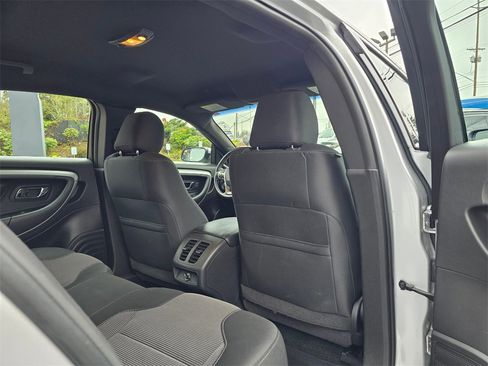 Used 2013 Ford Taurus SEL image 16