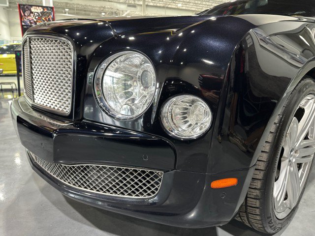 Used 2011 Bentley Mulsanne RWD image 24