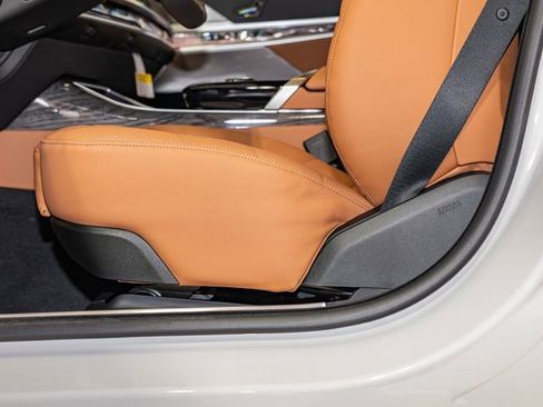 New 2026 BMW 740i xDrive image 15