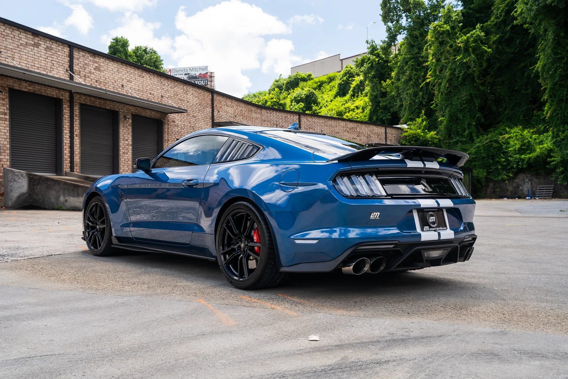 Used 2020 Ford Mustang Shelby GT500 w/ Technology Package RWD image 7
