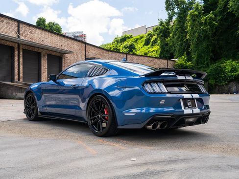 Used 2020 Ford Mustang Shelby GT500 w/ Technology Package RWD image 7