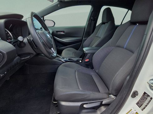 Used 2021 Toyota Corolla SE FWD image 12