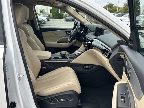 Certified 2023 Acura MDX FWD w/ Technology Package image 14