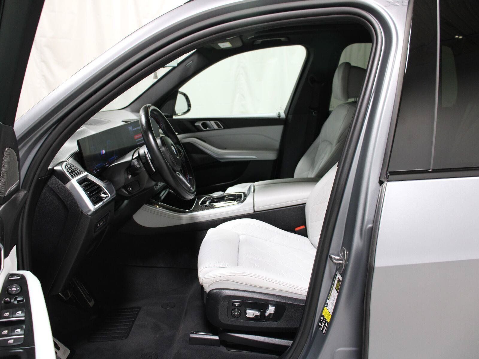Used 2024 BMW X5 M60i w/ Climate Comfort Package AWD/4WD image 2