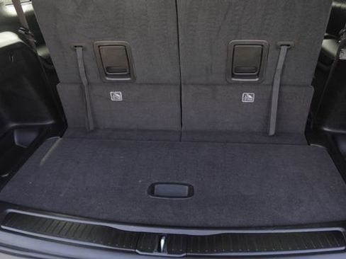 Used 2023 Jeep Grand Cherokee L Laredo image 12