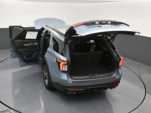 Used 2025 Ford Explorer ST w/ Sun And Sound Package image 54