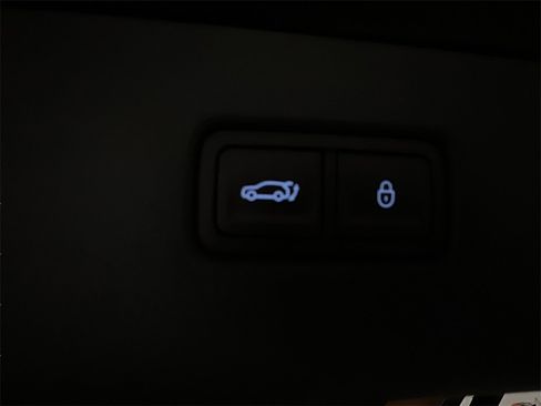 Certified 2025 Genesis GV80 2.5T Prestige image 20