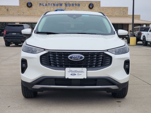 New 2026 Ford Escape SE image 6