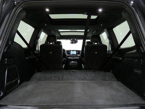 Used 2022 Jeep Wagoneer Series III w/ Premium Group I image 28