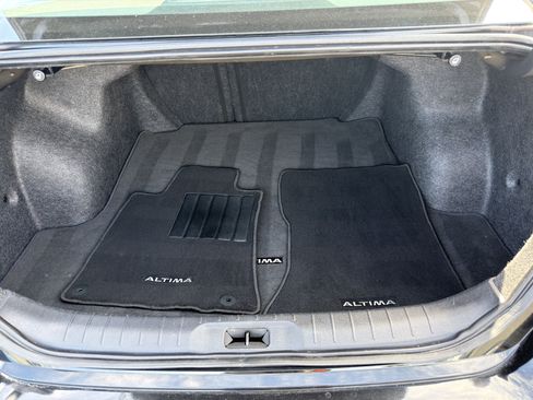 Used 2024 Nissan Altima 2.5 S FWD image 15