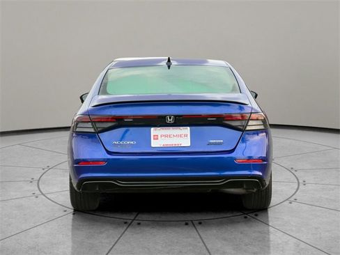 Used 2024 Honda Accord Sport image 5