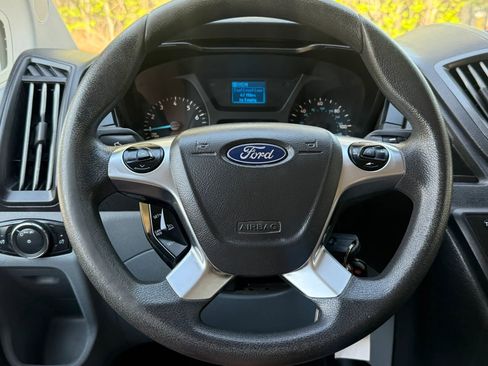 Used 2019 Ford Transit 150 130 Low Roof RWD image 13