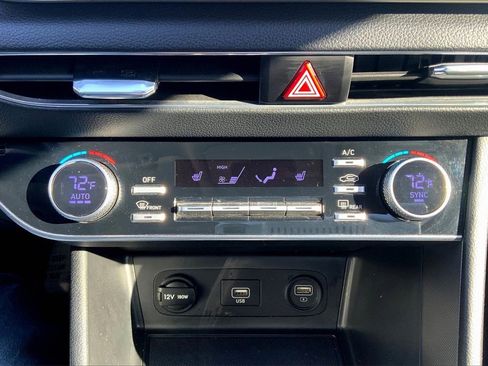 Used 2023 Hyundai Sonata SEL w/ Preferred Accessory Package image 16