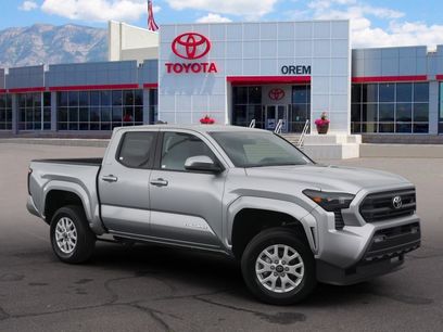 New 2025 Toyota Tacoma SR5
