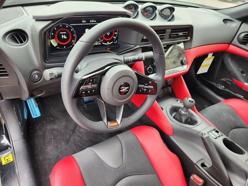 New 2026 Nissan Z Performance w/ Floor Mat Package image 8