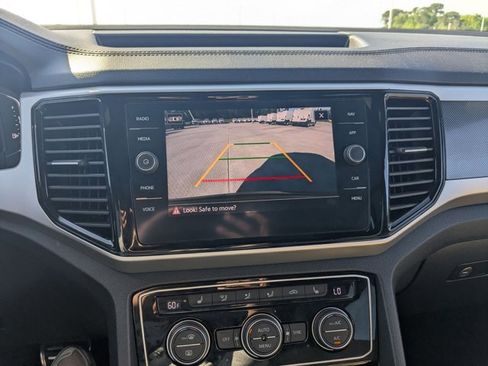 Used 2021 Volkswagen Atlas Cross Sport SEL R-Line image 13