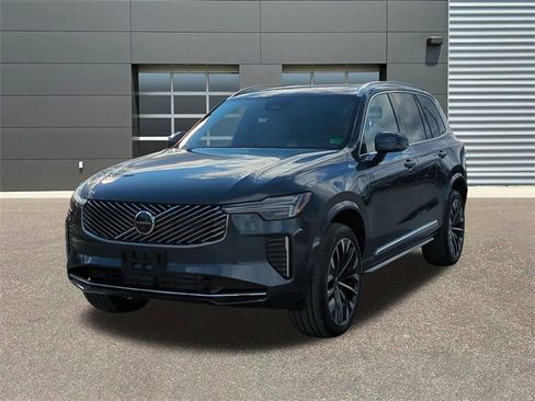 New 2026 Volvo XC90 T8 Plus w/ Protection Package Premier image 3
