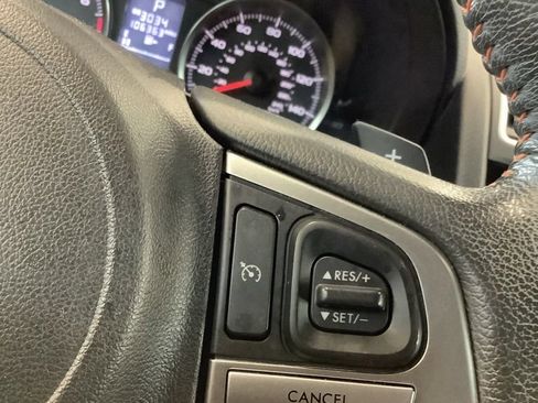 Used 2016 Subaru Crosstrek 2.0i Premium AWD/4WD image 21