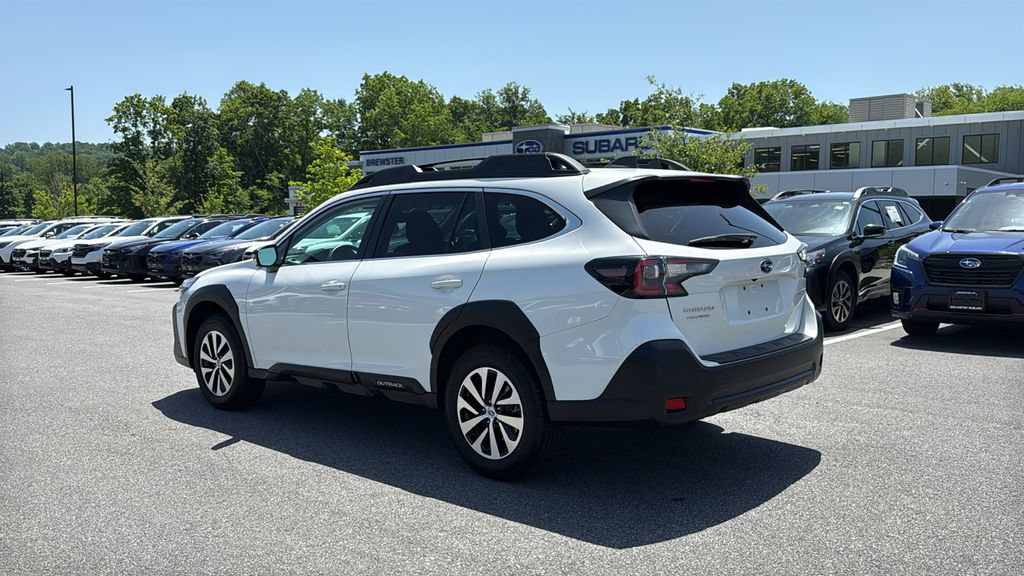 Used 2024 Subaru Outback Premium w/ Popular Package #1 AWD/4WD image 8