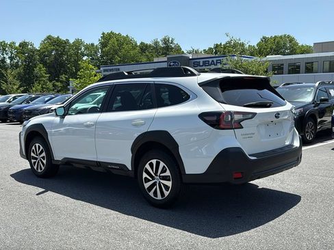 Certified 2024 Subaru Outback Premium w/ Popular Package #1 AWD/4WD image 8