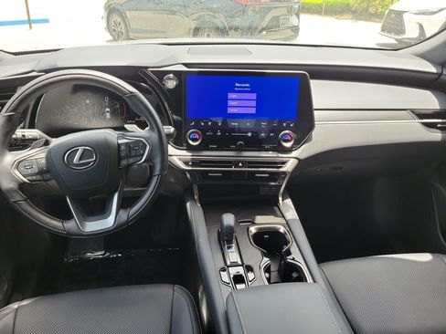 Used 2025 Lexus RX 350 Premium w/ Accessory Package (Z1) FWD image 16