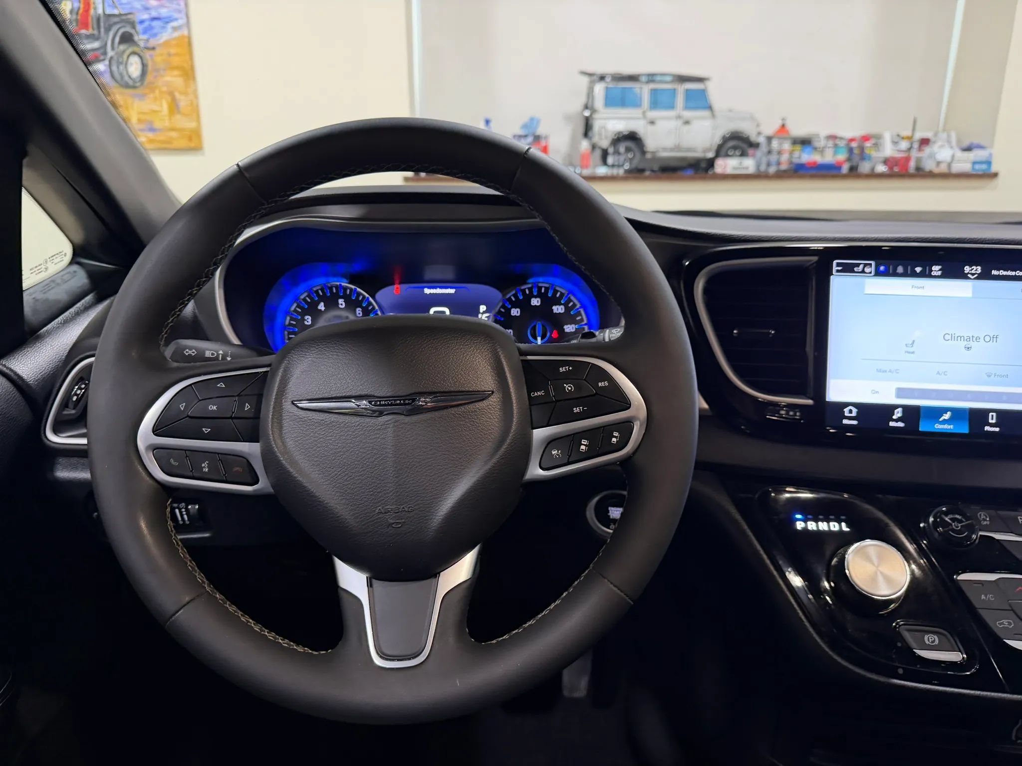 Used 2025 Chrysler Pacifica Select FWD image 51