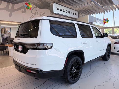 New 2026 Jeep Grand Wagoneer Limited AWD/4WD image 6
