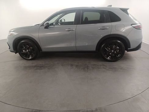 Certified 2025 Honda HR-V Sport image 4