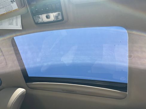Certified 2022 Toyota 4Runner SR5 Premium w/ Moonroof Package AWD/4WD image 24