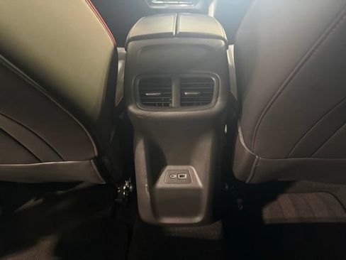 Used 2023 Buick Envision Essence w/ Sport Touring Package AWD/4WD image 25