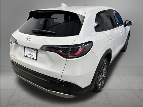 Certified 2024 Honda HR-V EX-L image 6