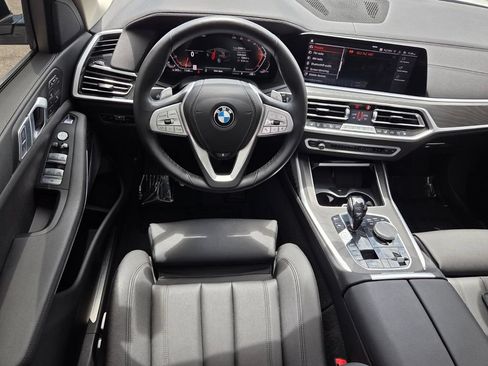 Used 2021 BMW X7 xDrive40i AWD/4WD image 9