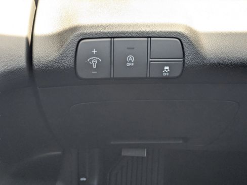 New 2025 Hyundai Elantra SE FWD image 19