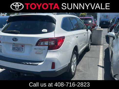 Used 2016 Subaru Outback 2.5i Premium AWD/4WD image 2