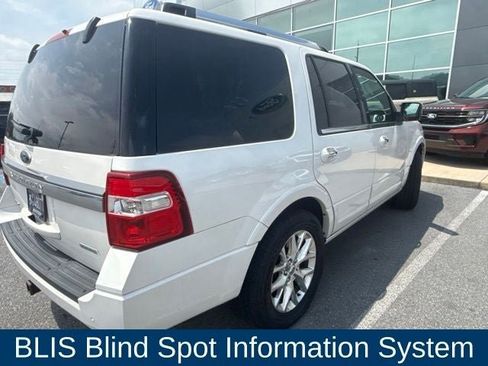 Used 2017 Ford Expedition Limited w/ Equipment Group 301A AWD/4WD image 23