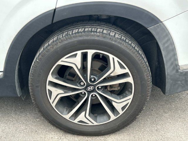 Used 2020 Hyundai Santa Fe SEL w/ Convenience + Premium Package FWD image 10