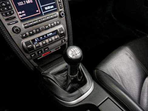 Used 2005 Porsche 911 Carrera S RWD image 15