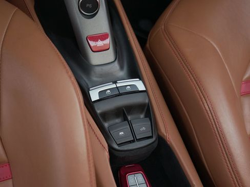 Used 2018 Ferrari 488 Spider RWD image 17