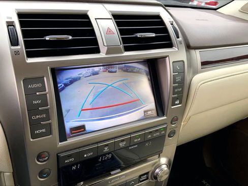 Used 2017 Lexus GX 460 Luxury image 25