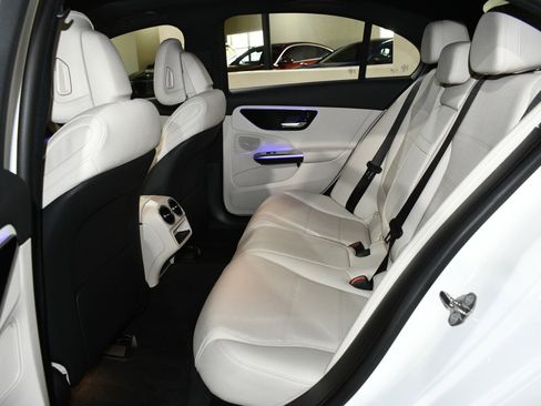 Used 2023 Mercedes-Benz C 300 Sedan image 47