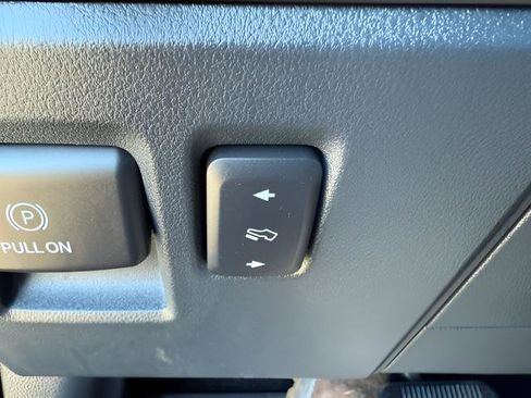 Used 2022 Ford F150 Lariat w/ Equipment Group 502A High AWD/4WD image 28