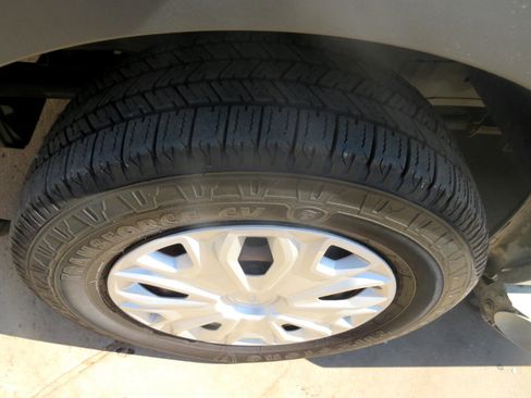 Used 2015 Ford Transit 250 130 Low Roof w/ Exterior Upgrade Package image 18