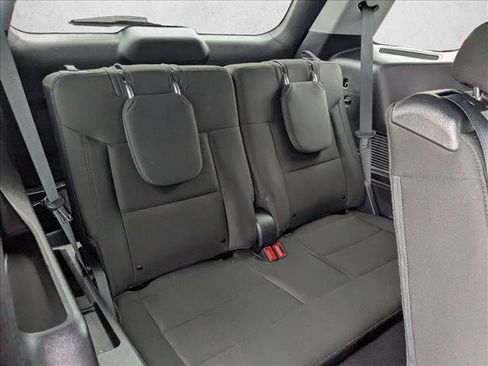 Used 2022 Ford Explorer XLT RWD image 19