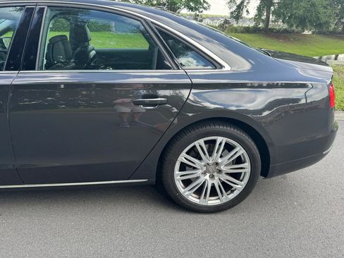 Used 2011 Audi A8 4.2 AWD/4WD image 9